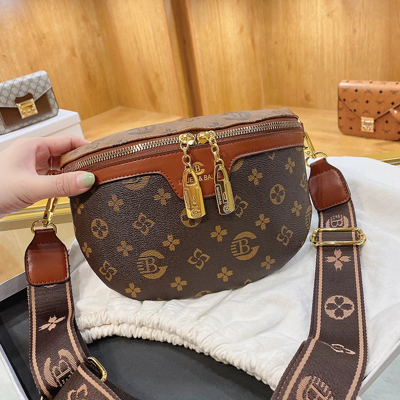 Retro Printed Women's Fanny Pack Pu leather Waist Bag Shoulder Crossbody Chest Bags Luxury Designer Handbags Female Belt Bag Sac
Retro Printed Women's Fanny Pack Pu leather Waist Bag Shoulder Crossbody Chest Bags Luxury Designer Handbags Female Belt Bag Sac