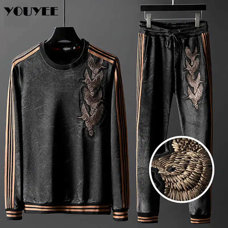 2PCE Stitching Embroidery Men Sets Light Luxury Trend Casual Winter Plush Warm Long Sleeves Sweater+Pants Track Suit Men Clothes
2PCE Stitching Embroidery Men Sets Light Luxury Trend Casual Winter Plush Warm Long Sleeves Sweater+Pants Track Suit Men Clothes
