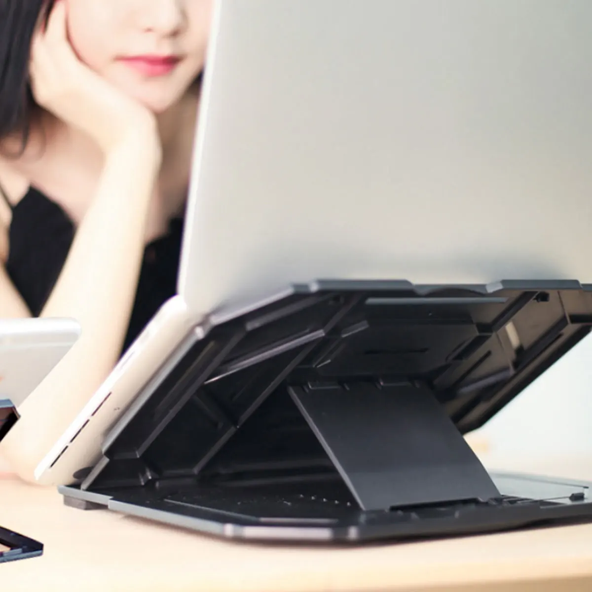 Portable 10 Level Height Adjustable Laptop Stand Foldable 360° Rotatable 10"-17" Notebook Tablet Holder
Portable 10 Level Height Adjustable Laptop Stand Foldable 360° Rotatable 10"-17" Notebook Tablet Holder