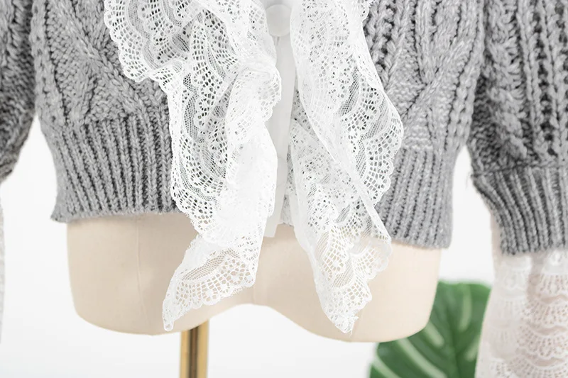 Kpop Korean Celebrity New Fashion Lace Splice Sexy Sweater Women Streetwear Temperament Elegant Long Sleeved Loose Warm Sweaters
Kpop Korean Celebrity New Fashion Lace Splice Sexy Sweater Women Streetwear Temperament Elegant Long Sleeved Loose Warm Sweaters