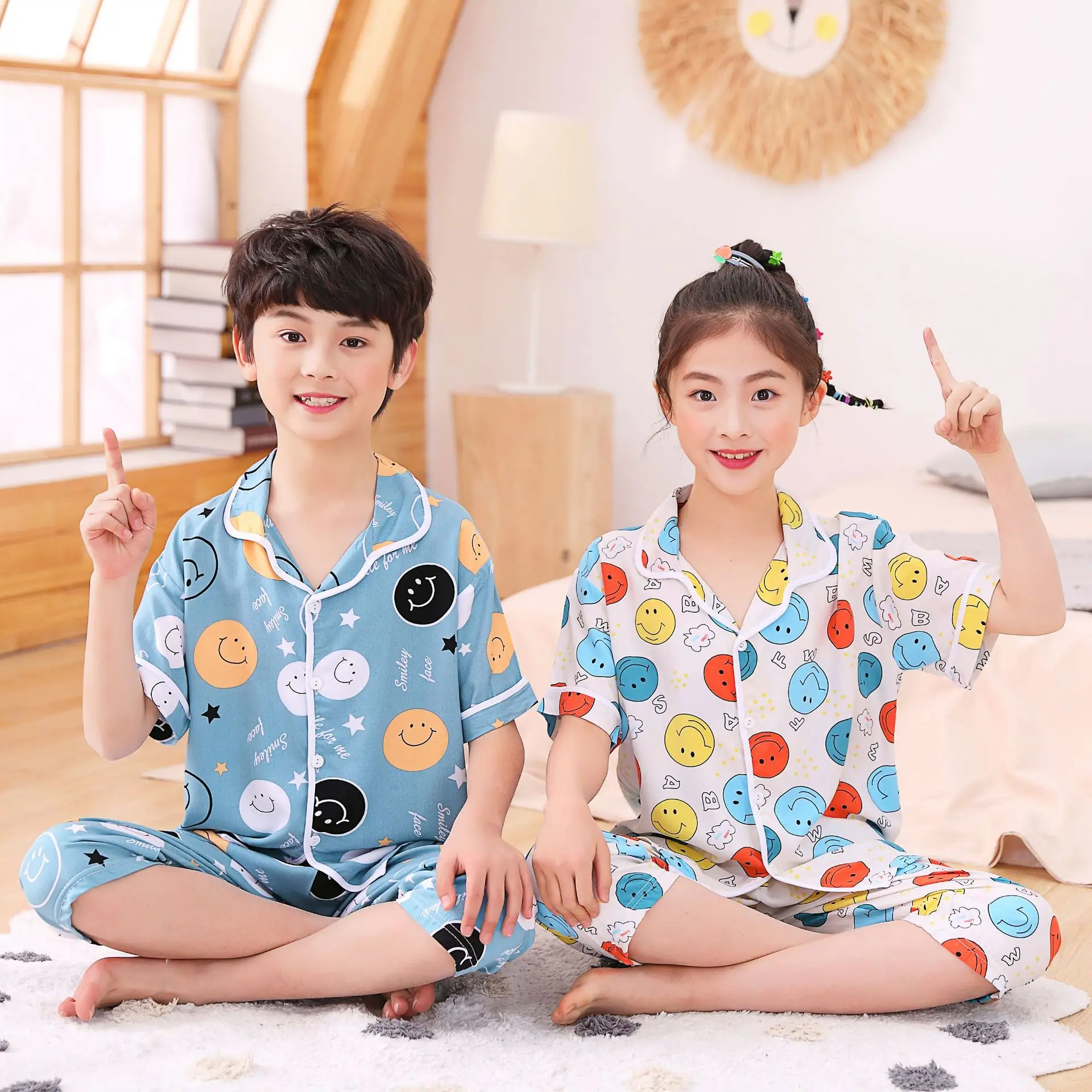 Summer Kids Pajamas Boys Girls 2-Piece Coat Style Homewear Children Tops + Pants Lounge Set Toddler Teenagers Clothes
Summer Kids Pajamas Boys Girls 2-Piece Coat Style Homewear Children Tops + Pants Lounge Set Toddler Teenagers Clothes