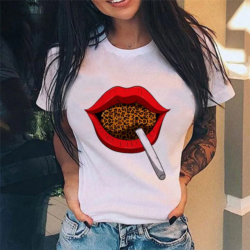 Hipster Tshirt Leopard lip smoking print Tshirt Lady 2021 Hot Sells Summer T-shirt Leisure Tshirt Short Sleeve Tshirt Women
Hipster Tshirt Leopard lip smoking print Tshirt Lady 2021 Hot Sells Summer T-shirt Leisure Tshirt Short Sleeve Tshirt Women