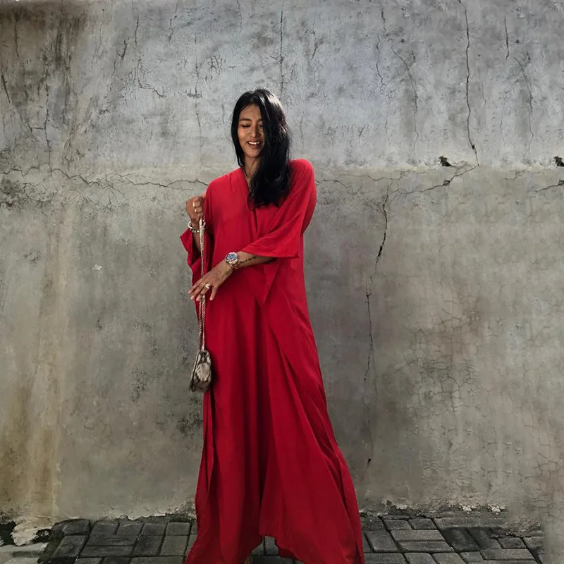 Red Beach Cover up Print Swimwear Backless Ladies Walk on The Beach Cape Robe de Plage Tunic Women Beachwear Saida de Praia
Red Beach Cover up Print Swimwear Backless Ladies Walk on The Beach Cape Robe de Plage Tunic Women Beachwear Saida de Praia