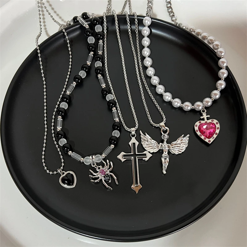 Цепочка с подвеской в виде сердца с жемчужинами для мужчин и женщин
Цепочка с подвеской в виде сердца с жемчужинами для мужчин и женщин