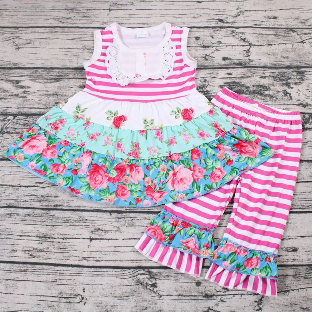 2020Hot sale baby girls boutique outfits fashion kids floral ruffle shirt with lace+capri pants set toddle infant baby summer 
2020Hot sale baby girls boutique outfits fashion kids floral ruffle shirt with lace+capri pants set toddle infant baby summer