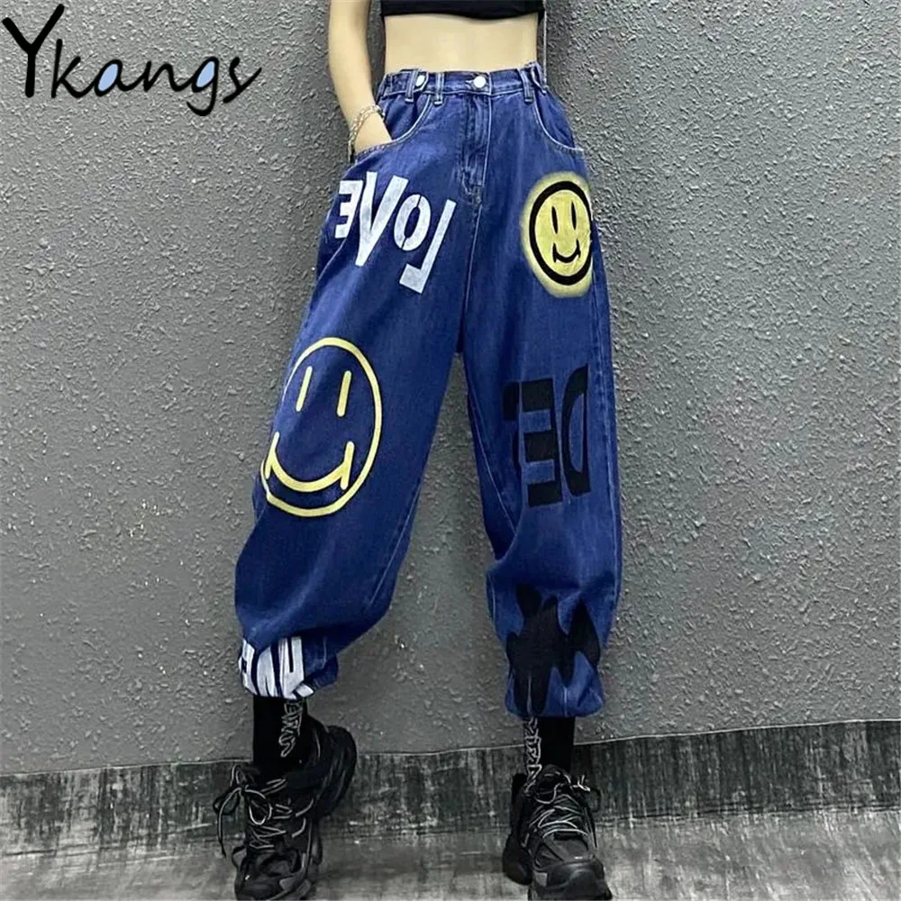 Oversized Baggy Back Elastic Band High Waist Jeans Buttons Harajuku Streetwear Women Denim Pants Hip Hop Smile Print Trousers
Oversized Baggy Back Elastic Band High Waist Jeans Buttons Harajuku Streetwear Women Denim Pants Hip Hop Smile Print Trousers