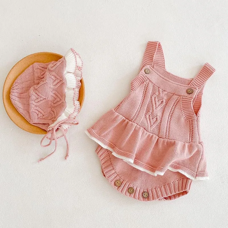 Spring Baby Girl Knitted Clothes Newborn Girl Bodysuit Set Sleeveless Strap Jumpsuit With Girls Knitted Hat Outfits
Spring Baby Girl Knitted Clothes Newborn Girl Bodysuit Set Sleeveless Strap Jumpsuit With Girls Knitted Hat Outfits