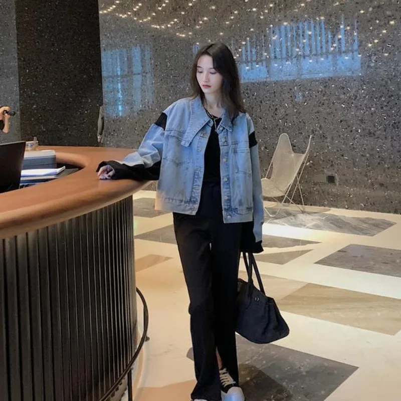 Denim Jacket Women Clothing 2021 Autumn New Korean Short Loose Fashion Contrast Color Splicing Coat Tops Cazadora Vaquera Mujer
Denim Jacket Women Clothing 2021 Autumn New Korean Short Loose Fashion Contrast Color Splicing Coat Tops Cazadora Vaquera Mujer