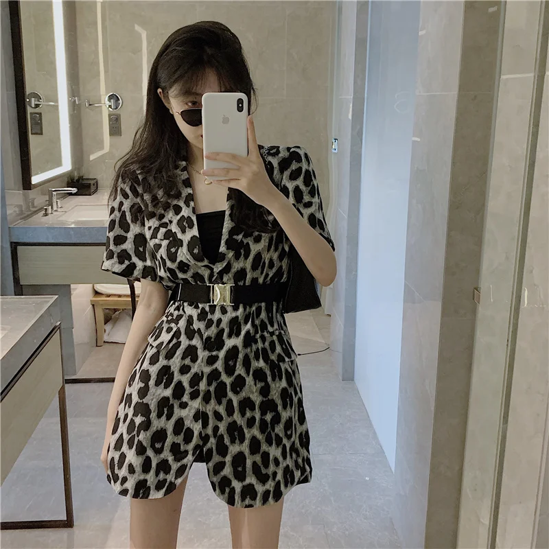 Summer 2021 New Retro Waist-Controlled Slimming Leopard Print Dress Women's Design Sense High Waist All-Matching Temperament
Summer 2021 New Retro Waist-Controlled Slimming Leopard Print Dress Women's Design Sense High Waist All-Matching Temperament