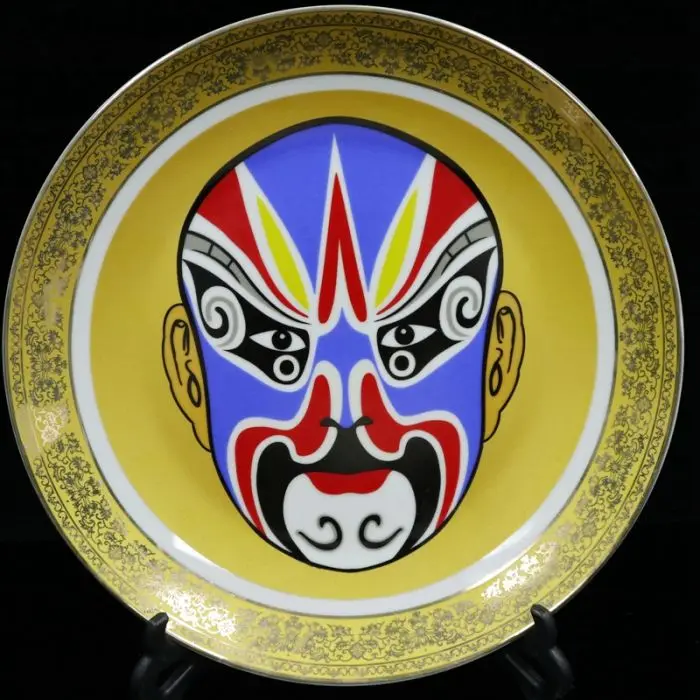 Exquisite opera facial makeup porcelain plate retro style furniture decoration ceramic hanging plate
Exquisite opera facial makeup porcelain plate retro style furniture decoration ceramic hanging plate