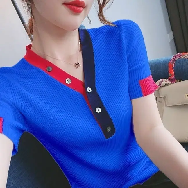 Women 's Short-Sleeved T-Shirt 2021 Summer New Korean Style Contrast Color V-Neck All -Matching Slim Fit Thin Knitted Top
Women 's Short-Sleeved T-Shirt 2021 Summer New Korean Style Contrast Color V-Neck All -Matching Slim Fit Thin Knitted Top