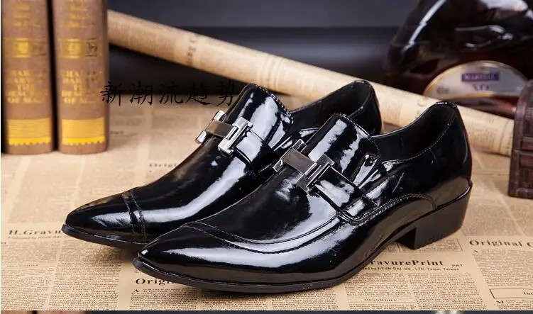 High Quality Black Loafers Leather casual shoes Buckle Men shoes Fashion Driving Shoe slip on Pointed toed shoes Men Male
High Quality Black Loafers Leather casual shoes Buckle Men shoes Fashion Driving Shoe slip on Pointed toed shoes Men Male