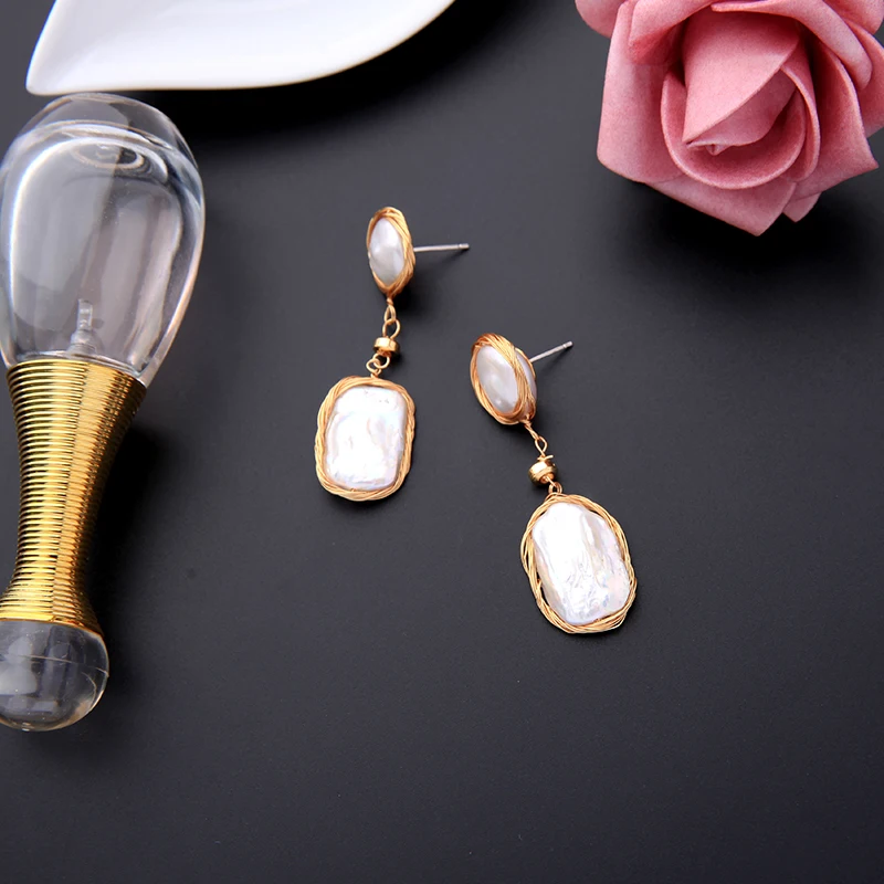 Женские серьги-подвески с искусственным жемчугом
Женские серьги-подвески с искусственным жемчугом