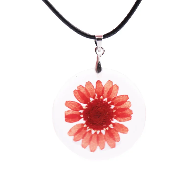 Natural dry flower pendant necklace Korea simple spring and summer drop rubber dry flower necklace pendant plastic necklace lady
Natural dry flower pendant necklace Korea simple spring and summer drop rubber dry flower necklace pendant plastic necklace lady