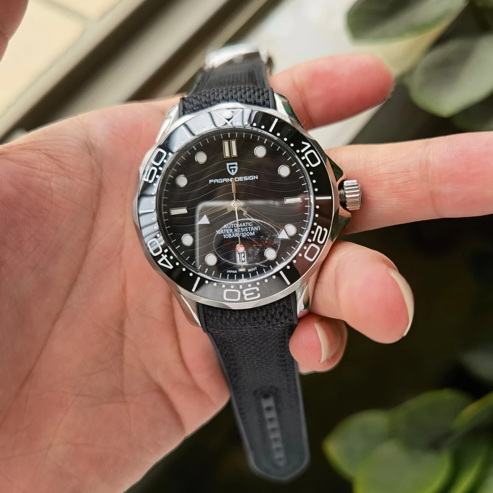 Pagani Design Seamaster Fashion Automatic Diving 100M Men's Mechanical Watch NH35A Movement Wave Dial Men's Sports Watch
Pagani Design Seamaster Fashion Automatic Diving 100M Men's Mechanical Watch NH35A Movement Wave Dial Men's Sports Watch
