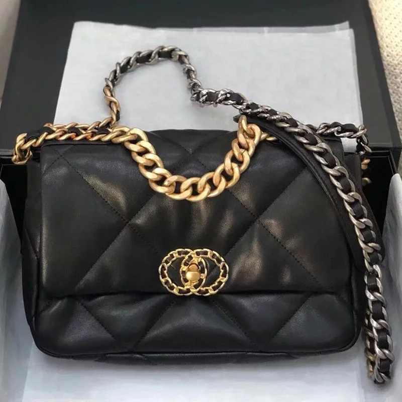 Women bag leather square shoulder bag fashion chain messenger bag soft leather rhombus clutch bag multifunctional modern bag
Women bag leather square shoulder bag fashion chain messenger bag soft leather rhombus clutch bag multifunctional modern bag