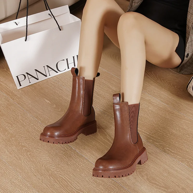Ankle Boots Platform Women Cow Leather Chelsea Boots Round Toe Elastic Band Thick Sole Ladies Shoes Handmade Retro Martin Boots
Ankle Boots Platform Women Cow Leather Chelsea Boots Round Toe Elastic Band Thick Sole Ladies Shoes Handmade Retro Martin Boots