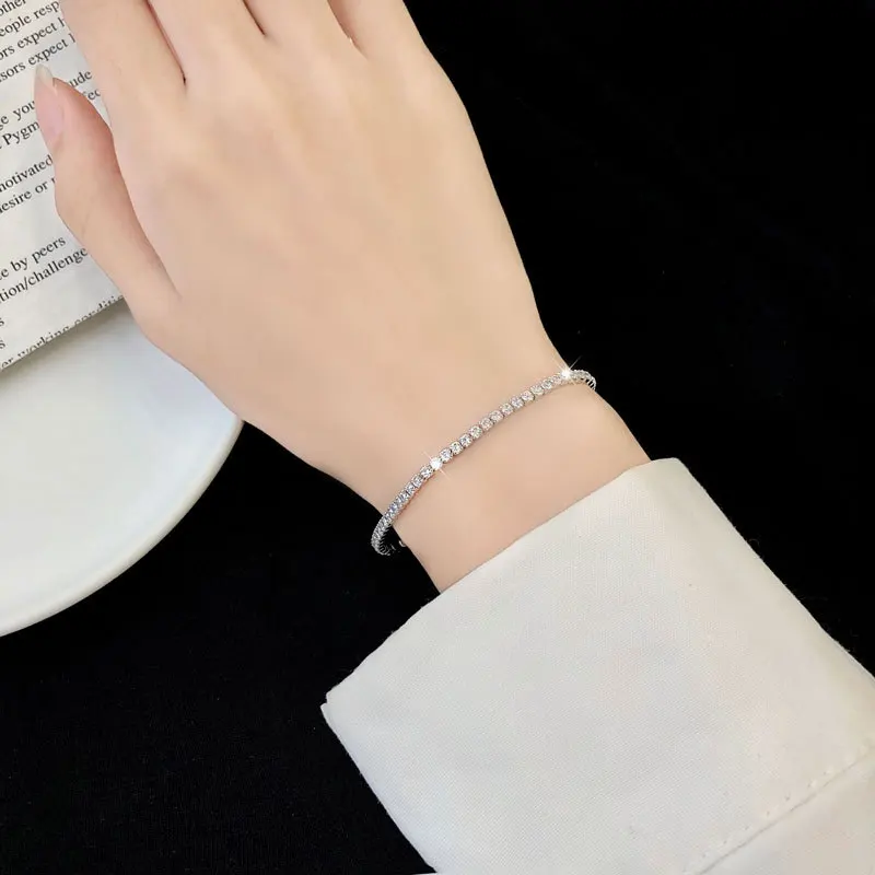 1 шт. S925 Стерлинговое SilverColor Роскошные блестящие, циркон, кристалл, 16,5 см Длина браслет Элегантные Модные женские ювелирные изделия
1 шт. S925 Стерлинговое SilverColor Роскошные блестящие, циркон, кристалл, 16,5 см Длина браслет Элегантные Модные женские ювелирные изделия