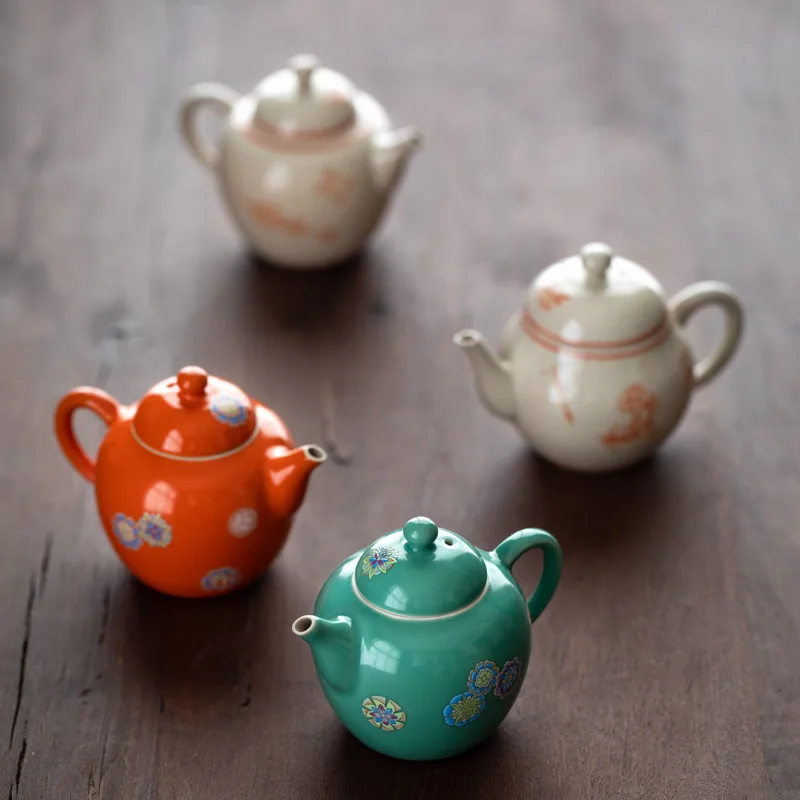 Sanwei Tea Products Turquoise Celadon Teapot Ceramic Gongfu Teapot Urgent Need Pot Small Pot Handle Pot Tea Kettle Kettle Tea 
Sanwei Tea Products Turquoise Celadon Teapot Ceramic Gongfu Teapot Urgent Need Pot Small Pot Handle Pot Tea Kettle Kettle Tea