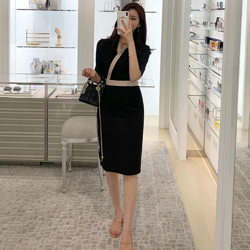 Comcommuter Ladies' Summer Elegant Formal Dress Set Against A Retro High Quality Office Party Black Slim-Fitting V-Neck
Comcommuter Ladies' Summer Elegant Formal Dress Set Against A Retro High Quality Office Party Black Slim-Fitting V-Neck