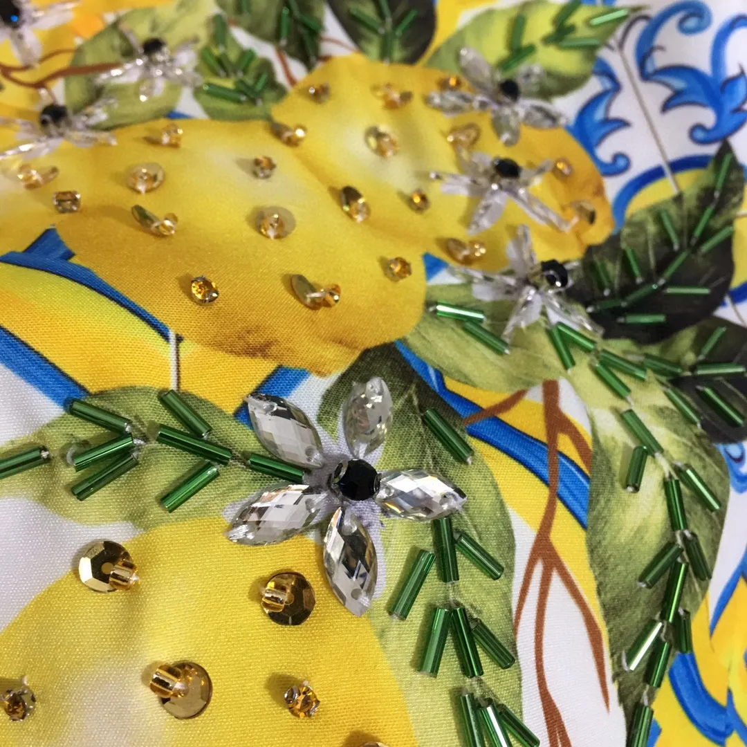 High Quality Luxury Autumn and Spring Women Heavy Industry Beaded Lemon Print Flared Sleeves Slim Elegant Party Midi Dress
High Quality Luxury Autumn and Spring Women Heavy Industry Beaded Lemon Print Flared Sleeves Slim Elegant Party Midi Dress