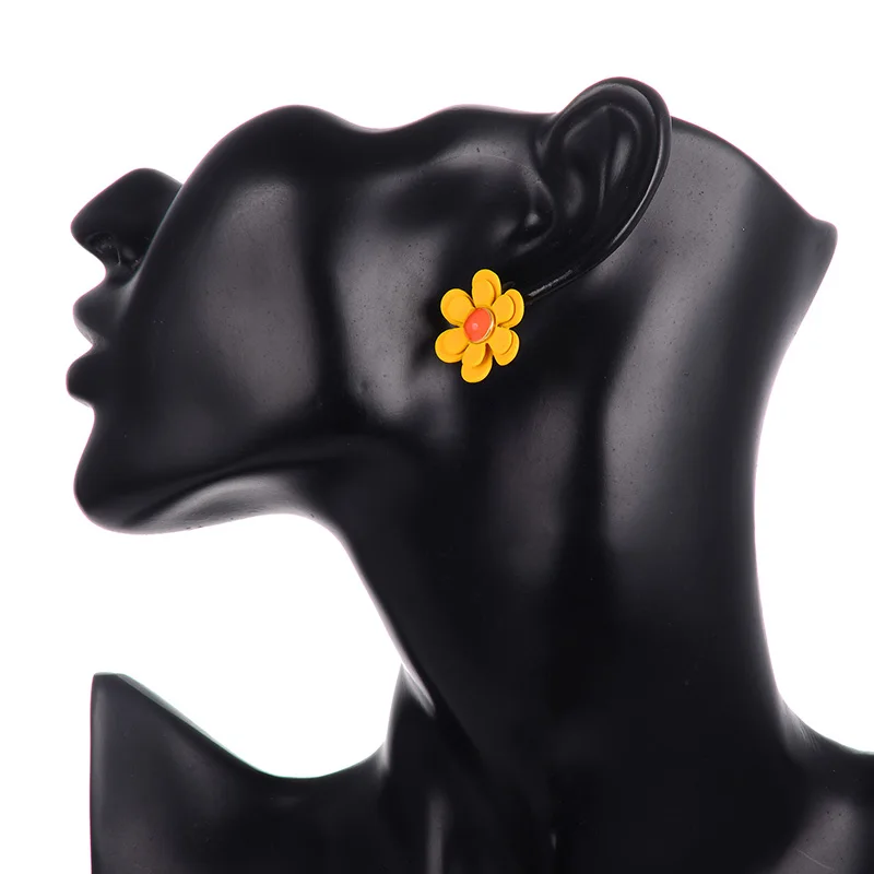 HONGYE Charm Flower Earrings For Girls Women Elegant Party Stud Earrings Fashion Jewelry Brincos Bijoux Gift
HONGYE Charm Flower Earrings For Girls Women Elegant Party Stud Earrings Fashion Jewelry Brincos Bijoux Gift