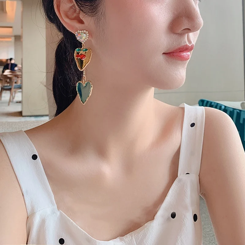 SUMU New Korean Elegant Acrylic Heart Cherry Drop Earrings For Women Girls Shiny Crystal Holiday Pendientes Mujer Moda
SUMU New Korean Elegant Acrylic Heart Cherry Drop Earrings For Women Girls Shiny Crystal Holiday Pendientes Mujer Moda