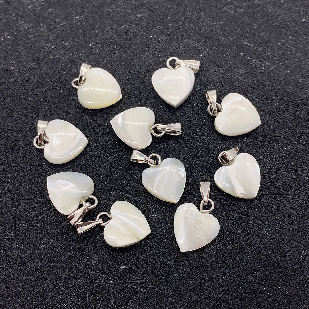 1pcs Natural Sea Shell Pendant Small Charms for DIY Necklace Jewelry Making Accessories Dainty Heart Shape White Butterfly Shell
1pcs Natural Sea Shell Pendant Small Charms for DIY Necklace Jewelry Making Accessories Dainty Heart Shape White Butterfly Shell