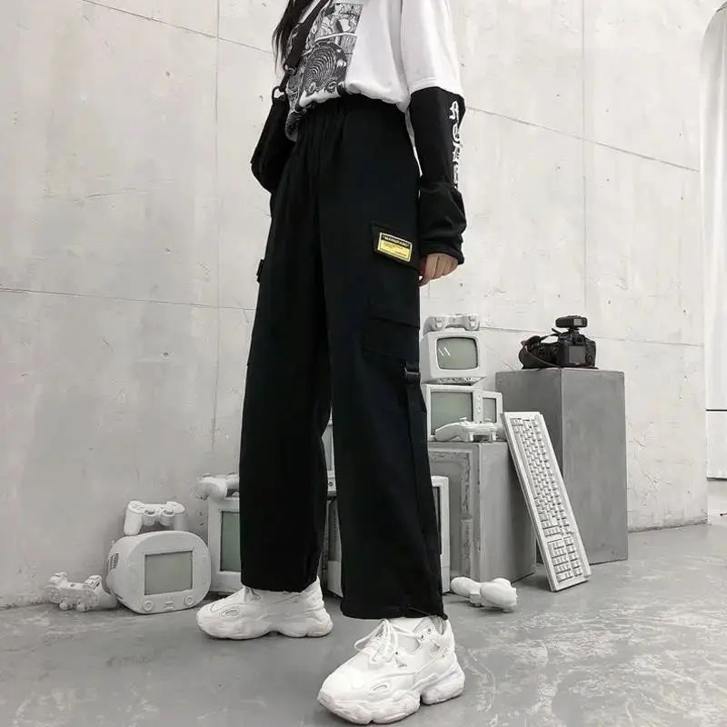 Женские штаны карго хиппи Techwear уличная одежда черные брюки для бега с широкими штанинами корейская мода хип-хоп Y2k брюки спортивные брюки
Женские штаны карго хиппи Techwear уличная одежда черные брюки для бега с широкими штанинами корейская мода хип-хоп Y2k брюки спортивные брюки