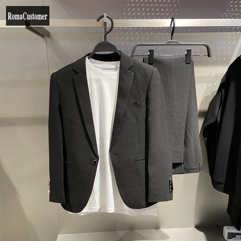 Spring New Business Casual Black Korean Suits Sets Mens Slim Single Button Blouse Casual Pants Male Fashion Two-Piece Suit
Spring New Business Casual Black Korean Suits Sets Mens Slim Single Button Blouse Casual Pants Male Fashion Two-Piece Suit