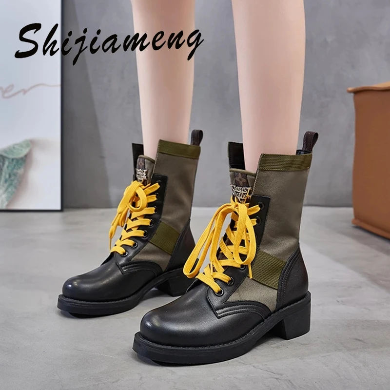 Martin boots women's leather 2021 new top layer leather canvas women's boots British style medium boots women's short boots
Martin boots women's leather 2021 new top layer leather canvas women's boots British style medium boots women's short boots