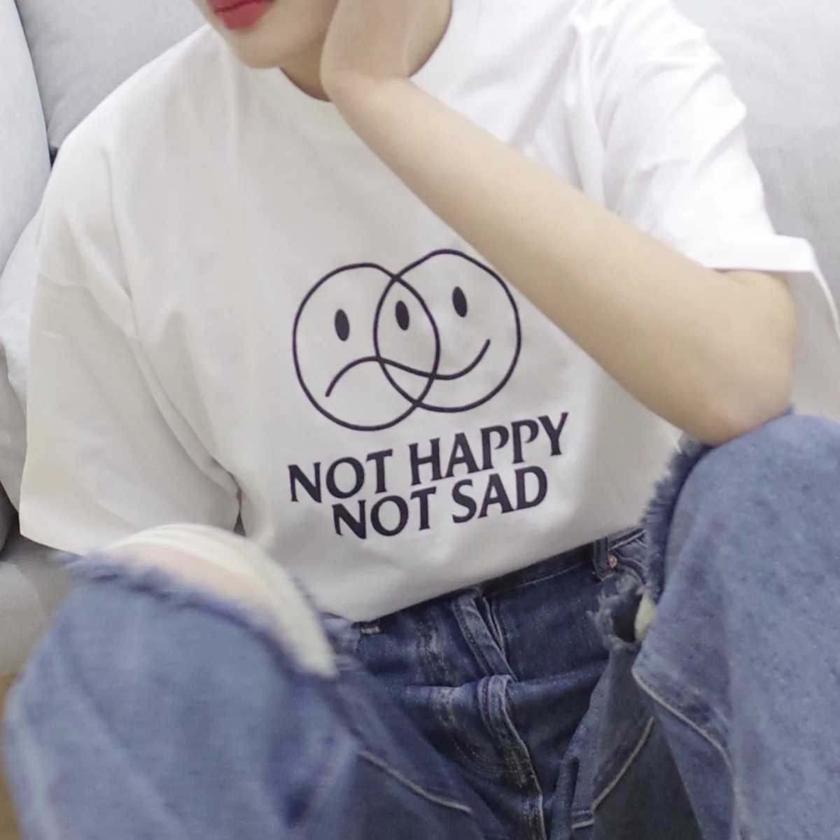 High Quality Spring and Summer New Fashion Trend Double Smiley Print Round Neck Short Sleeve T-shirt for Men and Women
High Quality Spring and Summer New Fashion Trend Double Smiley Print Round Neck Short Sleeve T-shirt for Men and Women