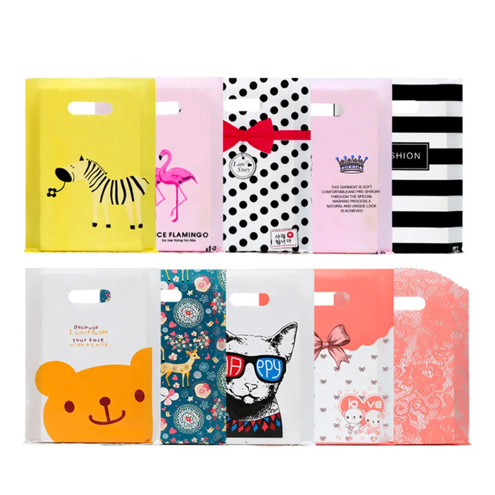 50pcs Small Plastic Pouches Large Gift Bags With Handles Cute Pattern Plastic Bag Boutique Carrier Shopping Bags For Packaging 
50pcs Small Plastic Pouches Large Gift Bags With Handles Cute Pattern Plastic Bag Boutique Carrier Shopping Bags For Packaging