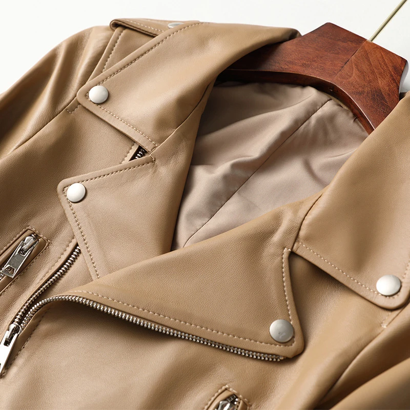 Motorcycle White Real Leather Jacket Women Short Slim Genuine Leather Coat Lady Streetwear Sheepskin High Quality Clothes Female
Motorcycle White Real Leather Jacket Women Short Slim Genuine Leather Coat Lady Streetwear Sheepskin High Quality Clothes Female