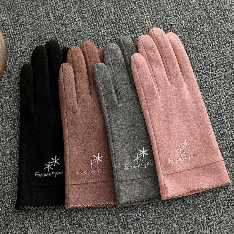Female Winter Warm Driving Gloves Women Thin Cashmere Embroidery Elasticity Cycling Windproof Touch Screen Finger Gloves
Female Winter Warm Driving Gloves Women Thin Cashmere Embroidery Elasticity Cycling Windproof Touch Screen Finger Gloves