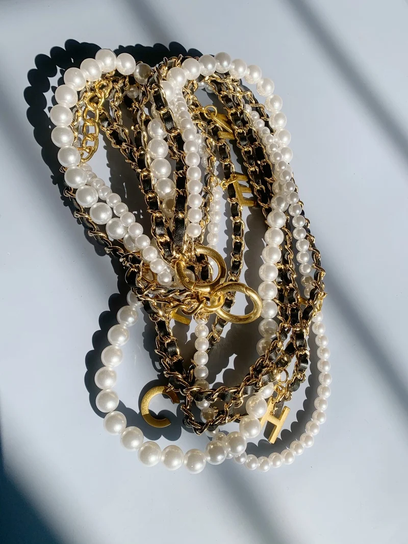 Women's Luxury Designer Brand Metal Pearl Weave Waist Chain Gold Corset Belts for Female Jeans Dress Girls Gift Centure Femme
Women's Luxury Designer Brand Metal Pearl Weave Waist Chain Gold Corset Belts for Female Jeans Dress Girls Gift Centure Femme