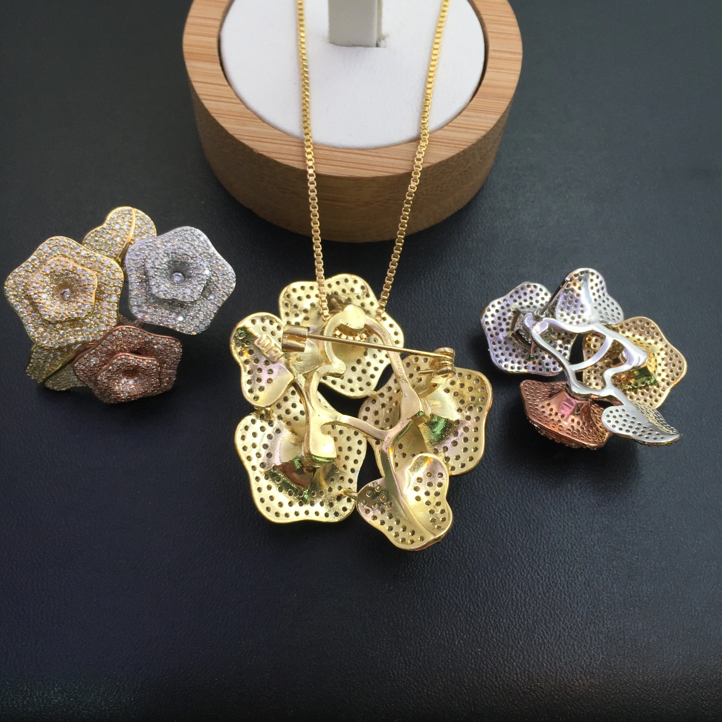 Lanyika Jewelry Elegant Distinctive Vivid Flower bud Plated Necklace with Earrings Banquet Popular Best Gift
Lanyika Jewelry Elegant Distinctive Vivid Flower bud Plated Necklace with Earrings Banquet Popular Best Gift