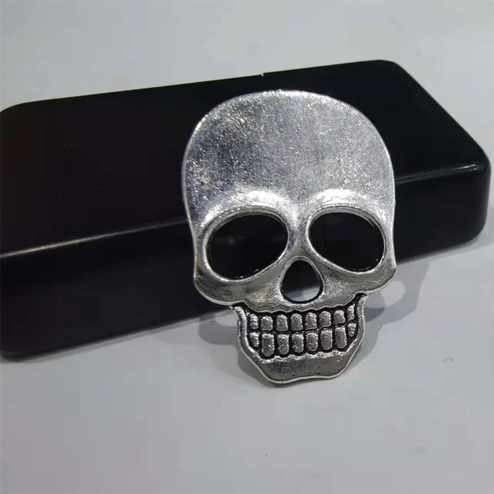 

Retro Silver Hollow Out Skull Carving Metal Badge For Zippo Kerosene Petrol Lighter DIY Handmade Decor Accessory Smoking Gadget
