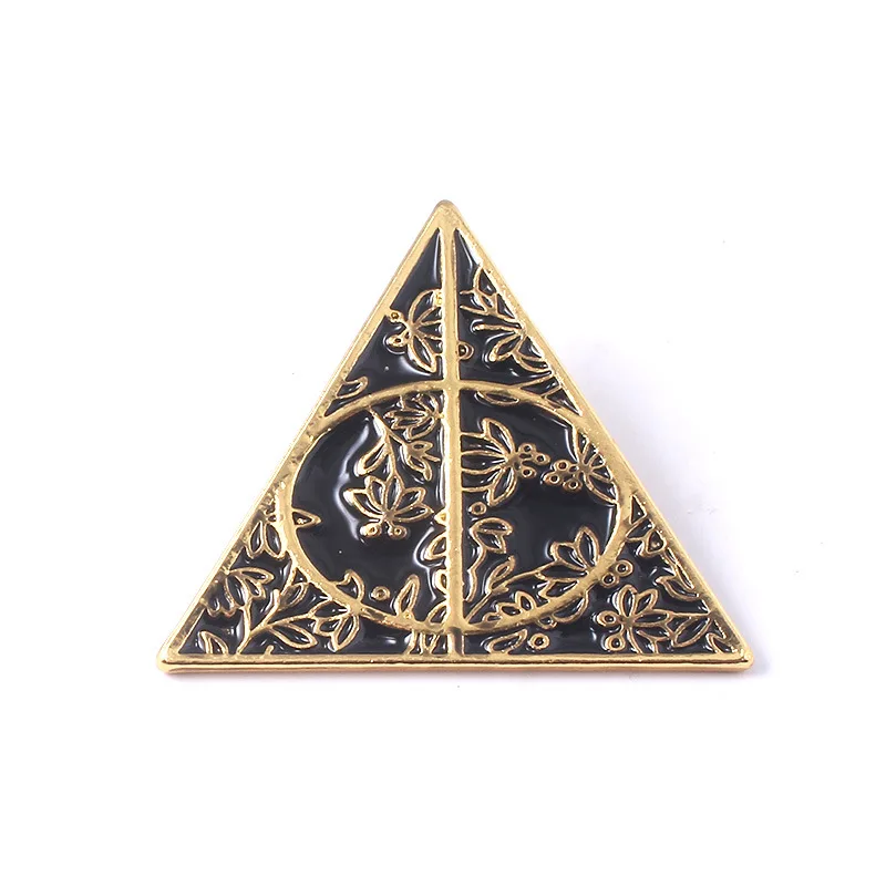 Flower Pattern Deathy Hallows Brooch Pins Classic Vintage Triangle brooches for women And Men Fans Cosplay
Flower Pattern Deathy Hallows Brooch Pins Classic Vintage Triangle brooches for women And Men Fans Cosplay
