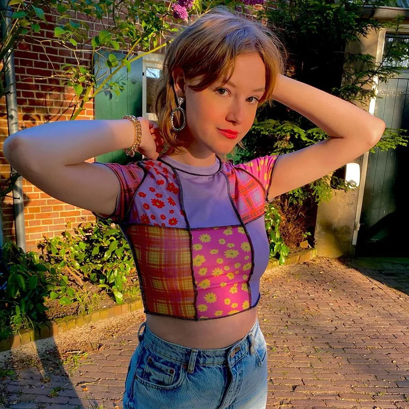 Shestyle Plaid Colorful T Shirts Streetwear Women Floral Printed Patchwork Short Sleeve O Neck Skinny Tight Tiny Crop Tops Tee
Shestyle Plaid Colorful T Shirts Streetwear Women Floral Printed Patchwork Short Sleeve O Neck Skinny Tight Tiny Crop Tops Tee