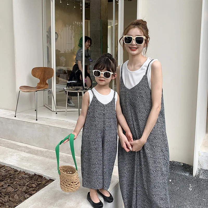 Family Matching Outfits Mom and Baby Clothes Cute Girls Overalls for Women Mommy and Daughter Matching Clothes Pants
Family Matching Outfits Mom and Baby Clothes Cute Girls Overalls for Women Mommy and Daughter Matching Clothes Pants