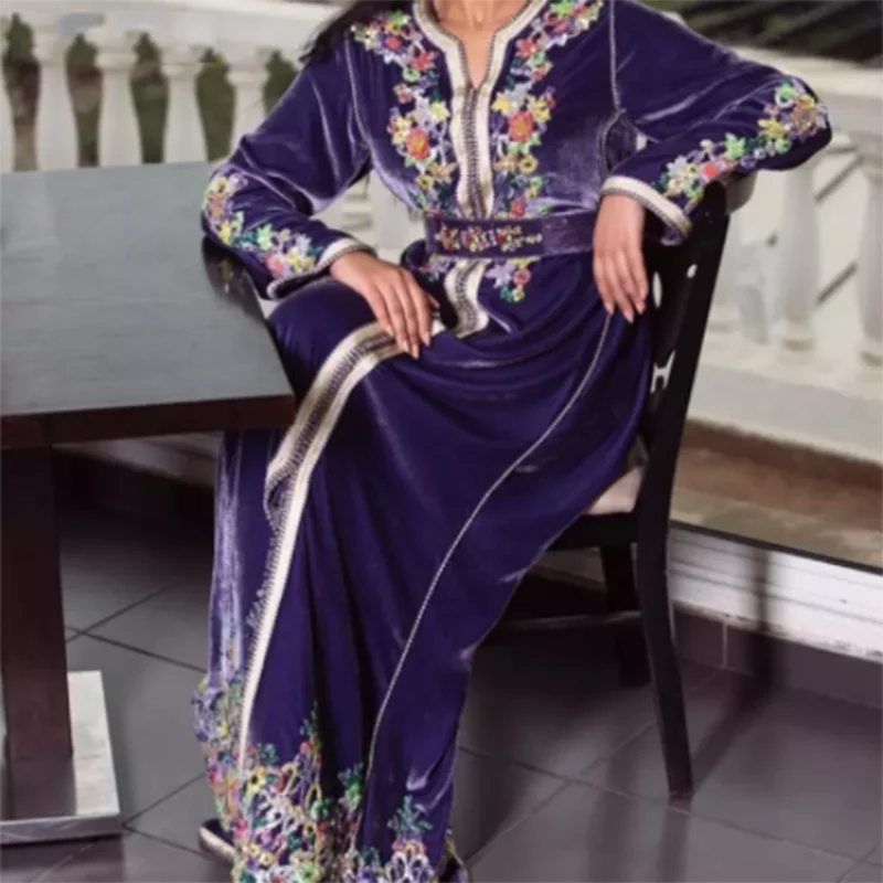 Purple Moroccan Kaftan Evening Dresses Embroidery Appliques Caftan Arabic Prom Gown Islamic Dubai Formal Dresses robe
Purple Moroccan Kaftan Evening Dresses Embroidery Appliques Caftan Arabic Prom Gown Islamic Dubai Formal Dresses robe