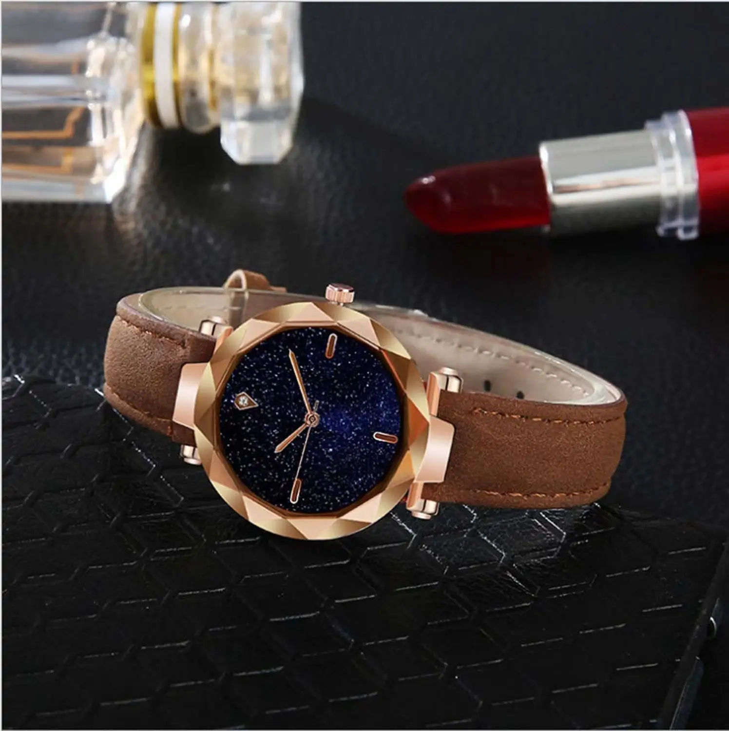 Women's Watch female simple fashion star watch Simple And Stylish Luxurious Starry Dial Convex Mirror Leather Strap Watch @3
Women's Watch female simple fashion star watch Simple And Stylish Luxurious Starry Dial Convex Mirror Leather Strap Watch @3