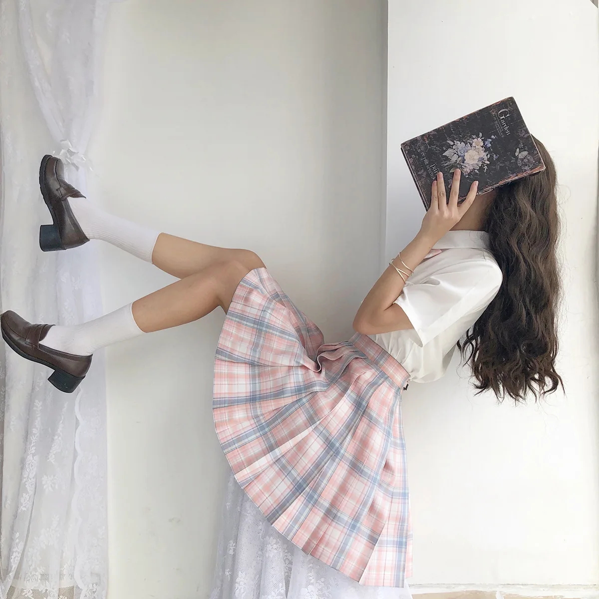 Happy-Together Original Design Cool Japanese Women's JK Uniform: Heart Embroidery Blouse + Pleated Skirt & Necktie & Neckbow
Happy-Together Original Design Cool Japanese Women's JK Uniform: Heart Embroidery Blouse + Pleated Skirt & Necktie & Neckbow