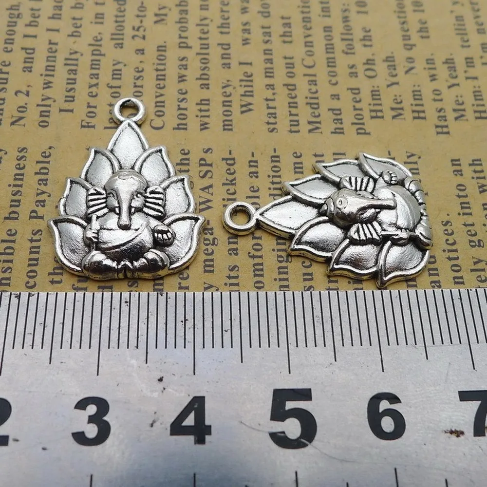 80pcs Elephant Charms 18mm x 25mm DIY Jewelry Making Pendant antique silver color
80pcs Elephant Charms 18mm x 25mm DIY Jewelry Making Pendant antique silver color