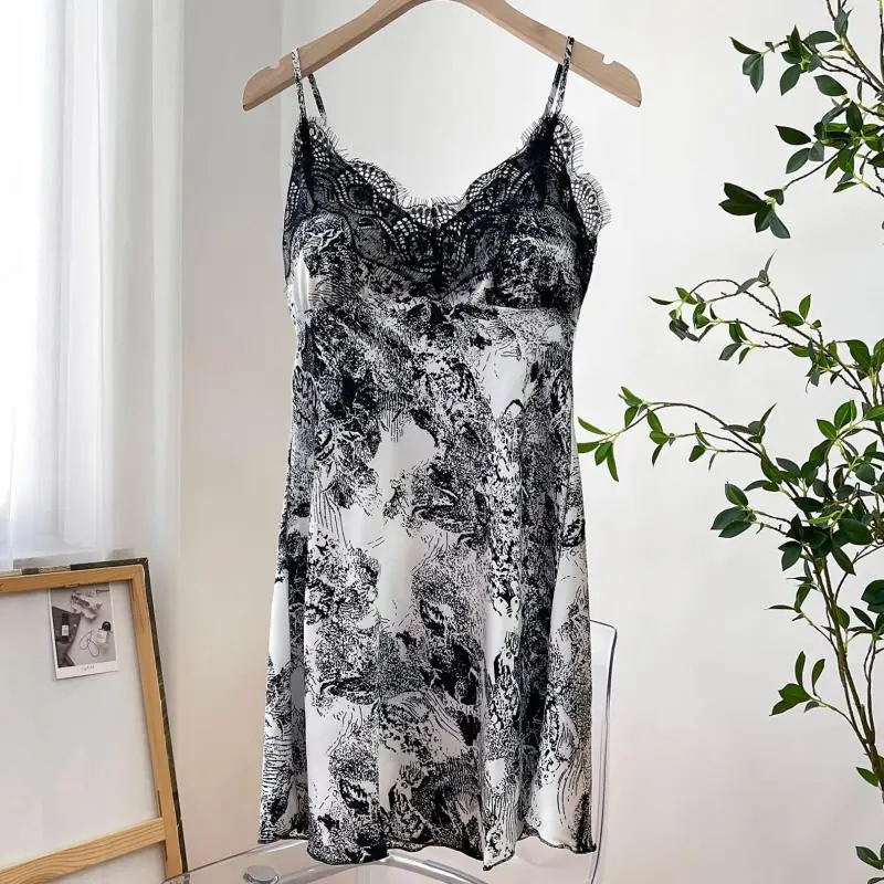 New Suspender Nightdress Women Summer Nightgown Sleep Skirt Sexy Full Slip Lace Intimate Lingerie Soft Silk Satin Home Dress 
New Suspender Nightdress Women Summer Nightgown Sleep Skirt Sexy Full Slip Lace Intimate Lingerie Soft Silk Satin Home Dress