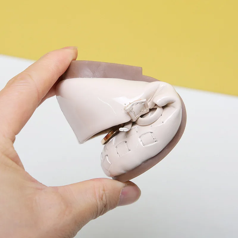 11.5-15.5cm Brand PU Leather Shoes For Girls,Black Beige Princess Shoes For Toddlers,Solid Pure Soft Sole Shoes For Children
11.5-15.5cm Brand PU Leather Shoes For Girls,Black Beige Princess Shoes For Toddlers,Solid Pure Soft Sole Shoes For Children