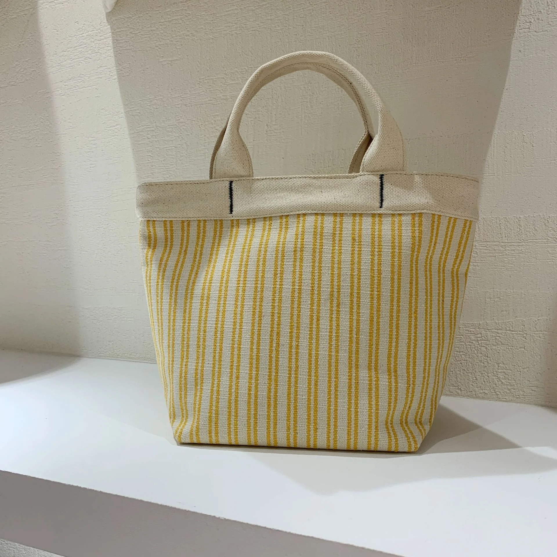 Love summer2021 South Korea ins small a picnic bag small waterproof Leisure Canvas Bag
Love summer2021 South Korea ins small a picnic bag small waterproof Leisure Canvas Bag