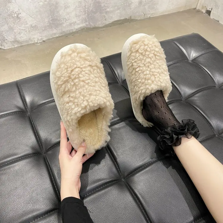 2021 New Fashion Winter Women House Slipper Faux Fur Short Plush Warm Shoes Solid Non-slip Closed Toe Home Furry Slippers Female
2021 New Fashion Winter Women House Slipper Faux Fur Short Plush Warm Shoes Solid Non-slip Closed Toe Home Furry Slippers Female