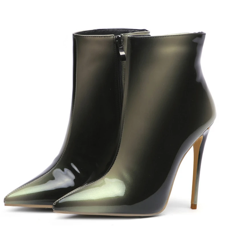 European and American Wine Cup Heel Short Boots Patent Leather High Heels Large 34-45 Womens Shoes Pointed Metal and Ankle Boots
European and American Wine Cup Heel Short Boots Patent Leather High Heels Large 34-45 Womens Shoes Pointed Metal and Ankle Boots